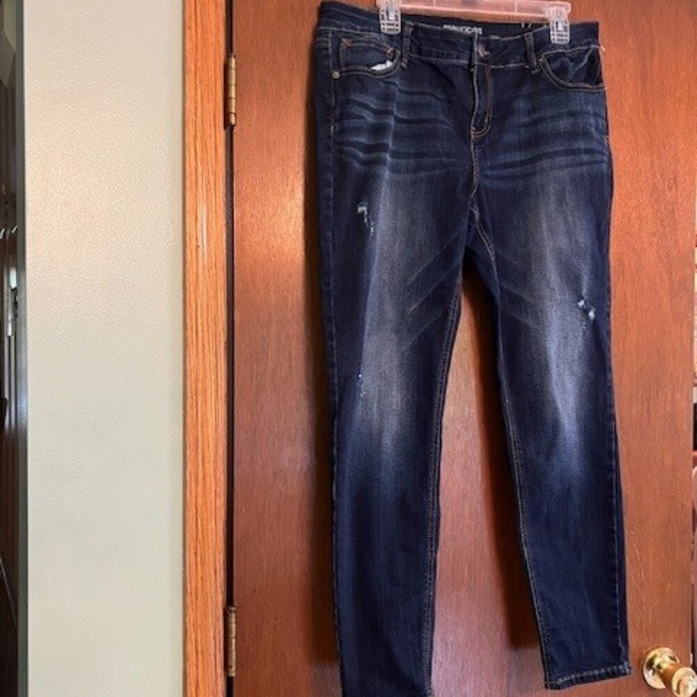 NWT Maurices capri jeans size 14 regular denimflex